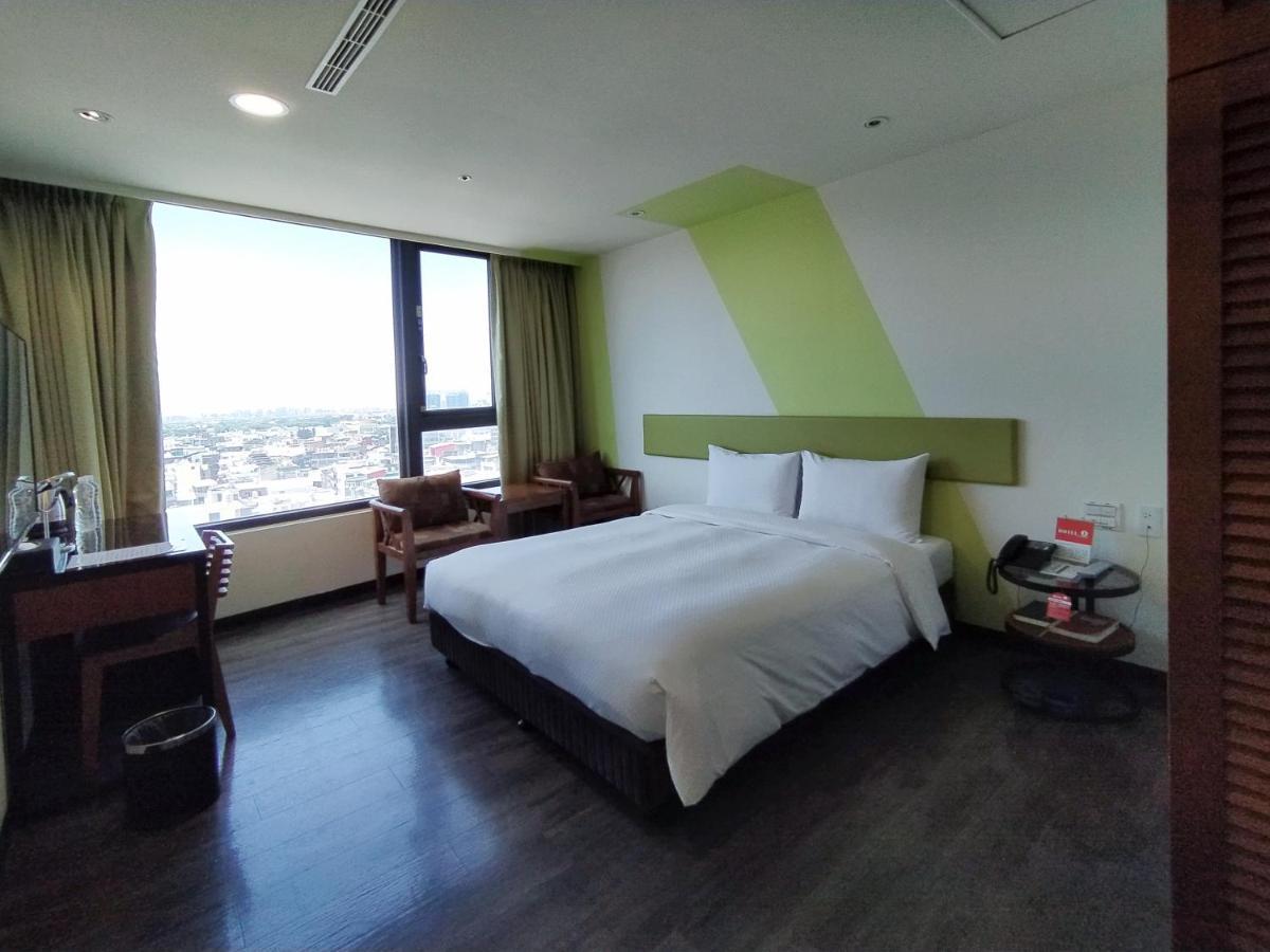Hotel J Taoyuan Pingzhen Экстерьер фото