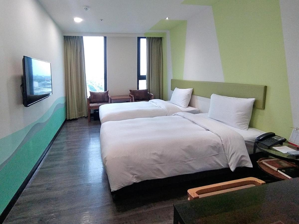 Hotel J Taoyuan Pingzhen Экстерьер фото