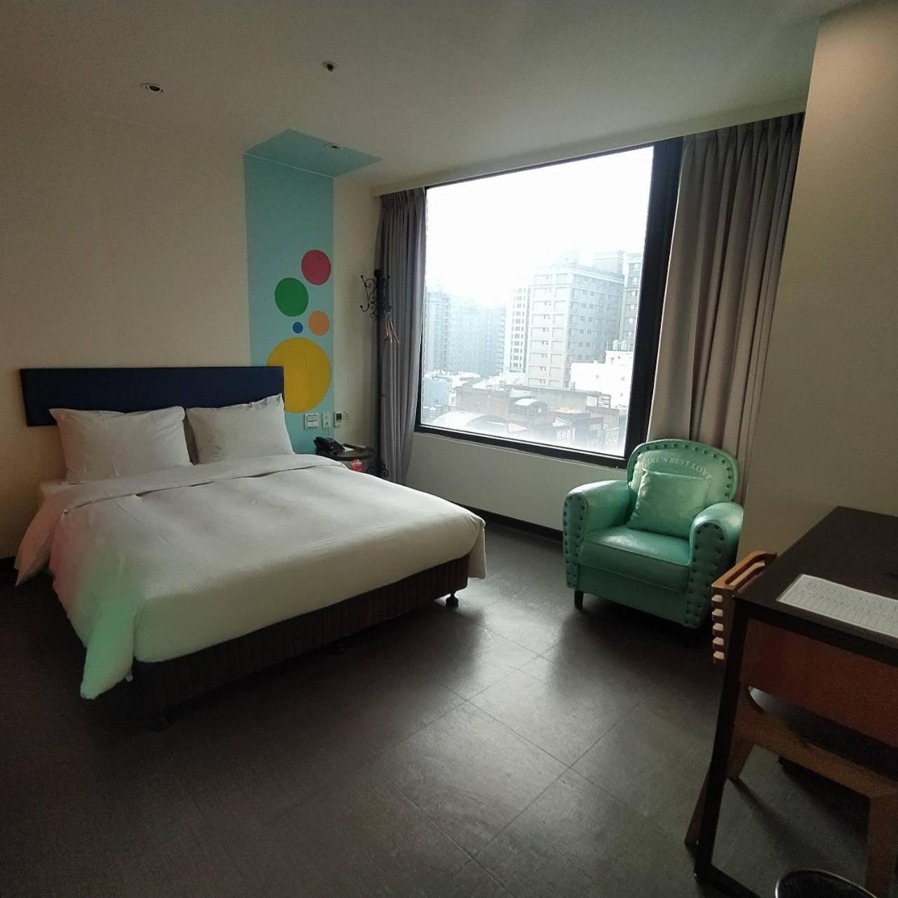 Hotel J Taoyuan Pingzhen Экстерьер фото
