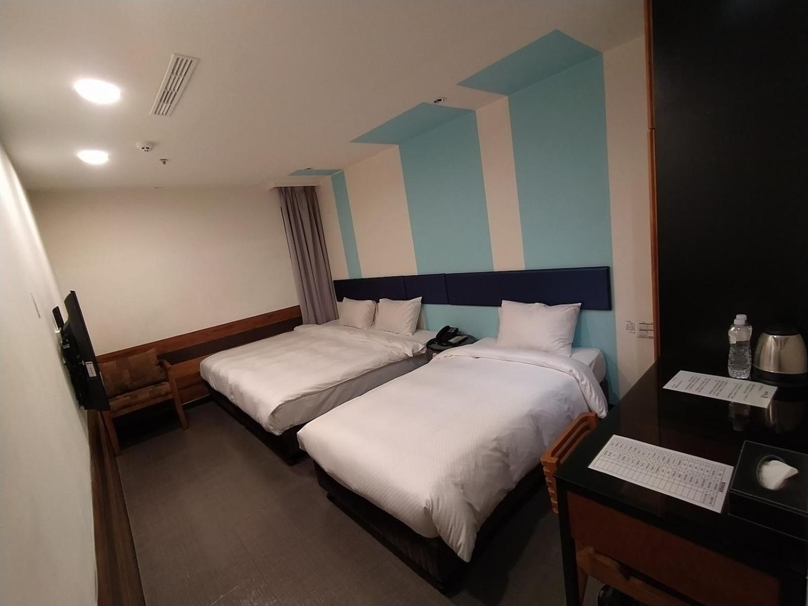 Hotel J Taoyuan Pingzhen Экстерьер фото